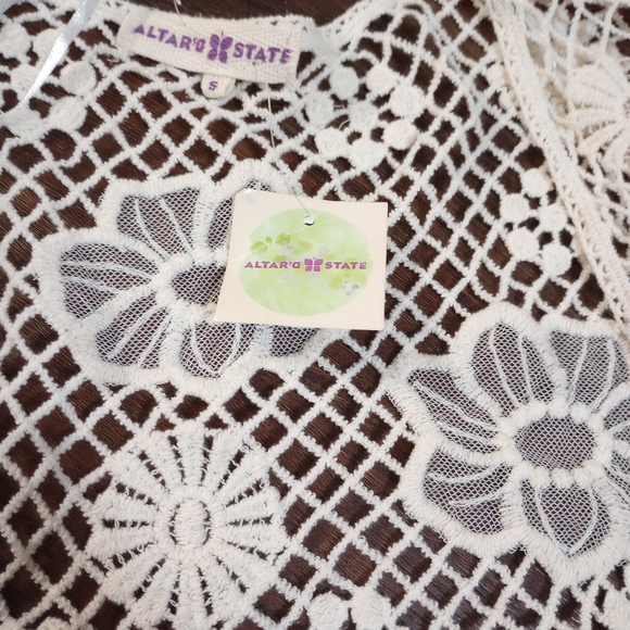 Altered State Crochet Cover-up - Picture 8 of 11